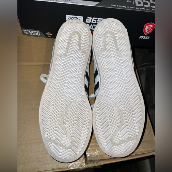 Adidas Superstar Shoes - Picture 6 of 6